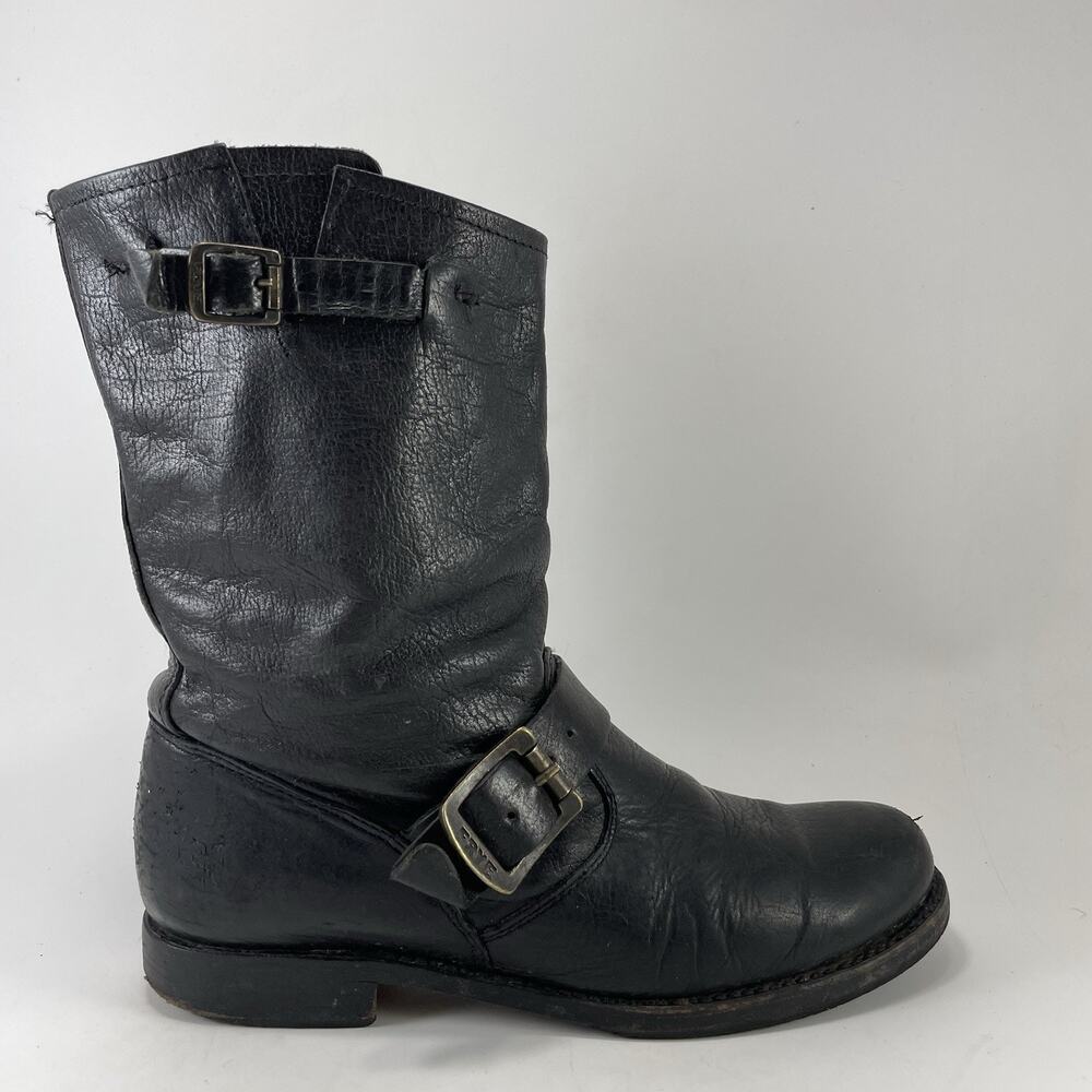 Frye Black Leather Engineer Moto Boots Womens Size 7.5 B Harness Buckle Mid Calf